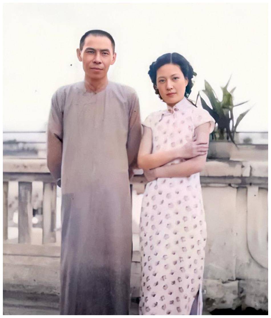 1922年，黄金荣一回家，就告诉妻子林桂生：“我要娶露兰春，你把财政大权也交出来