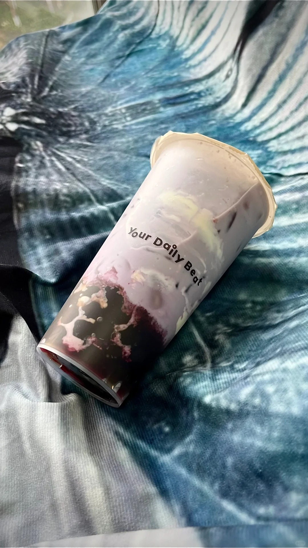 说它好喝的出来给我道个歉行吗
怎么才说！
口感好丰富 蓝莓➕桑葚颗粒➕乳酪
自己