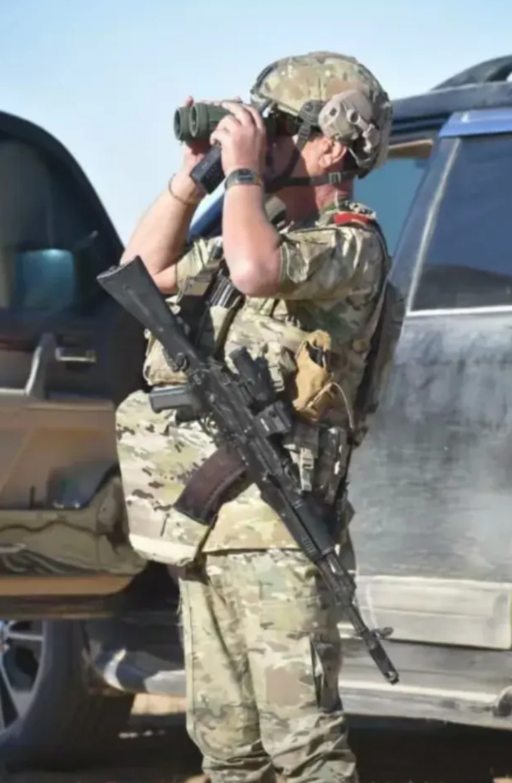 关键时刻，还得看王牌！
反动派武装突袭阿勒颇，叙利亚政府军“王牌”军第25特战师