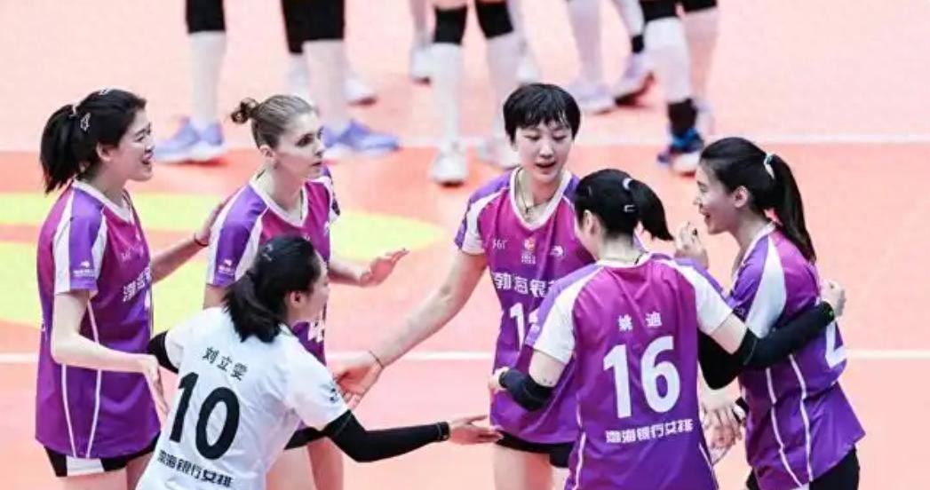 哎，这2024-25赛季中国女排超级联赛季后赛第三轮战罢，积分榜上风云变幻，但大
