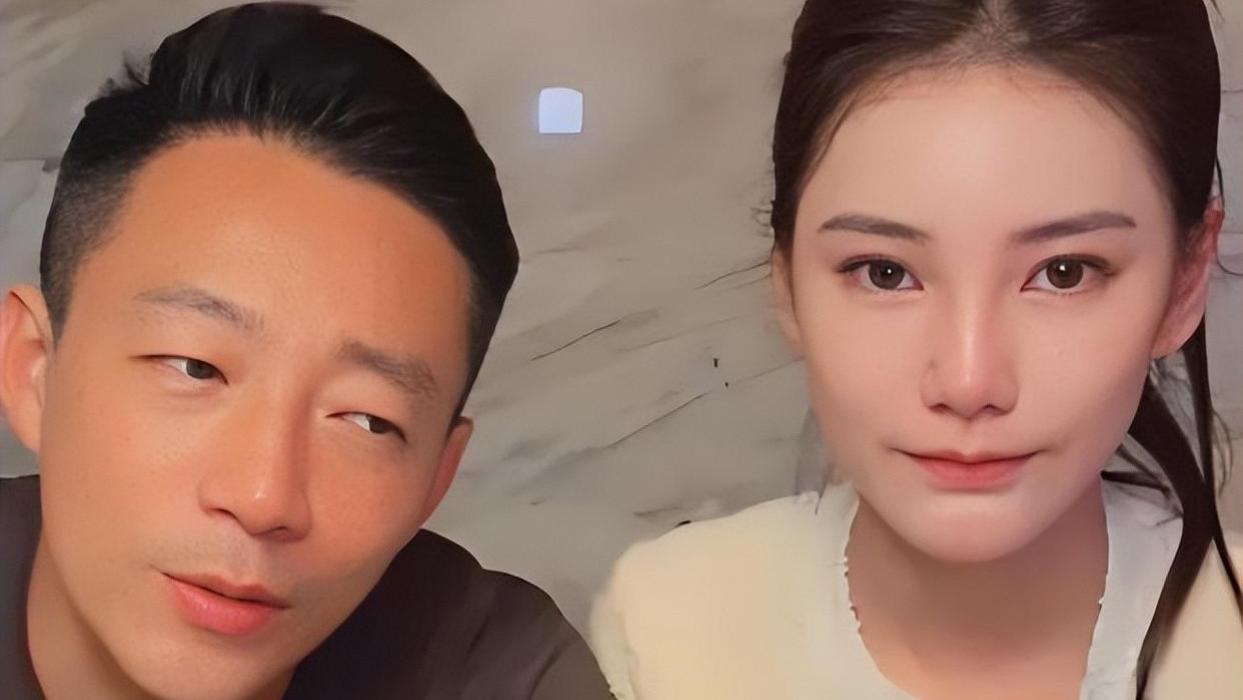 汪小菲路边与马筱梅吵架后，直播间合体又争吵！气到离场！