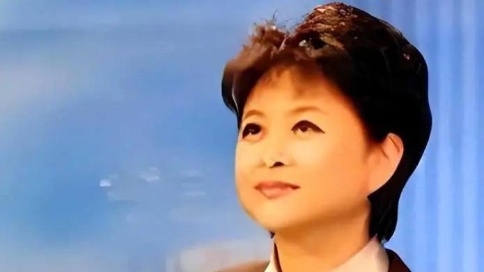 央视红人退休5个月，在美国儿子家突然死去，临终留26字遗言
