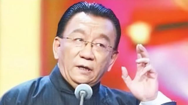2007年，59岁相声大师侯耀文去世，侄子戴志诚转身娶走“婶婶”
