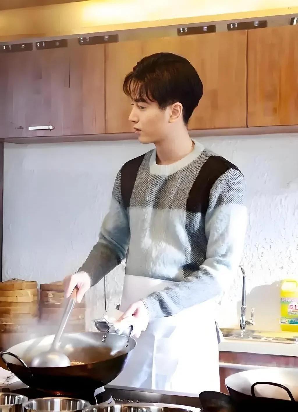 明星离婚竟能带来满满的清醒，这真是意想不到！陈妍希和陈晓的分开，居然成了一场精彩