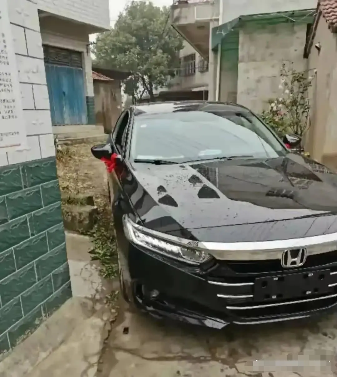 果然，日产的还是不适合去农村...