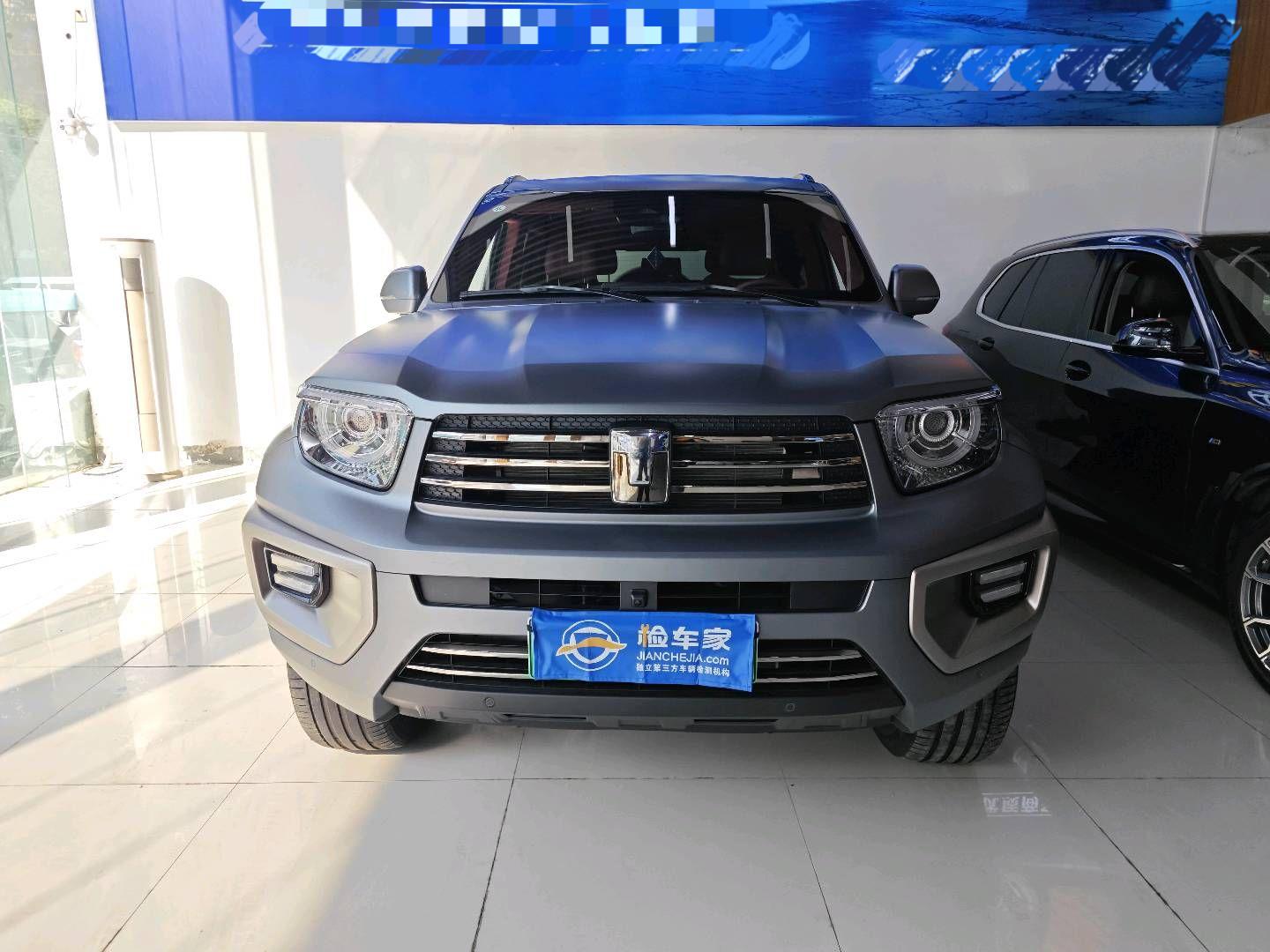 ~46万买越野车，选新普拉多还是坦克700？
今天在成都，帮粉丝检测了一台坦克7
