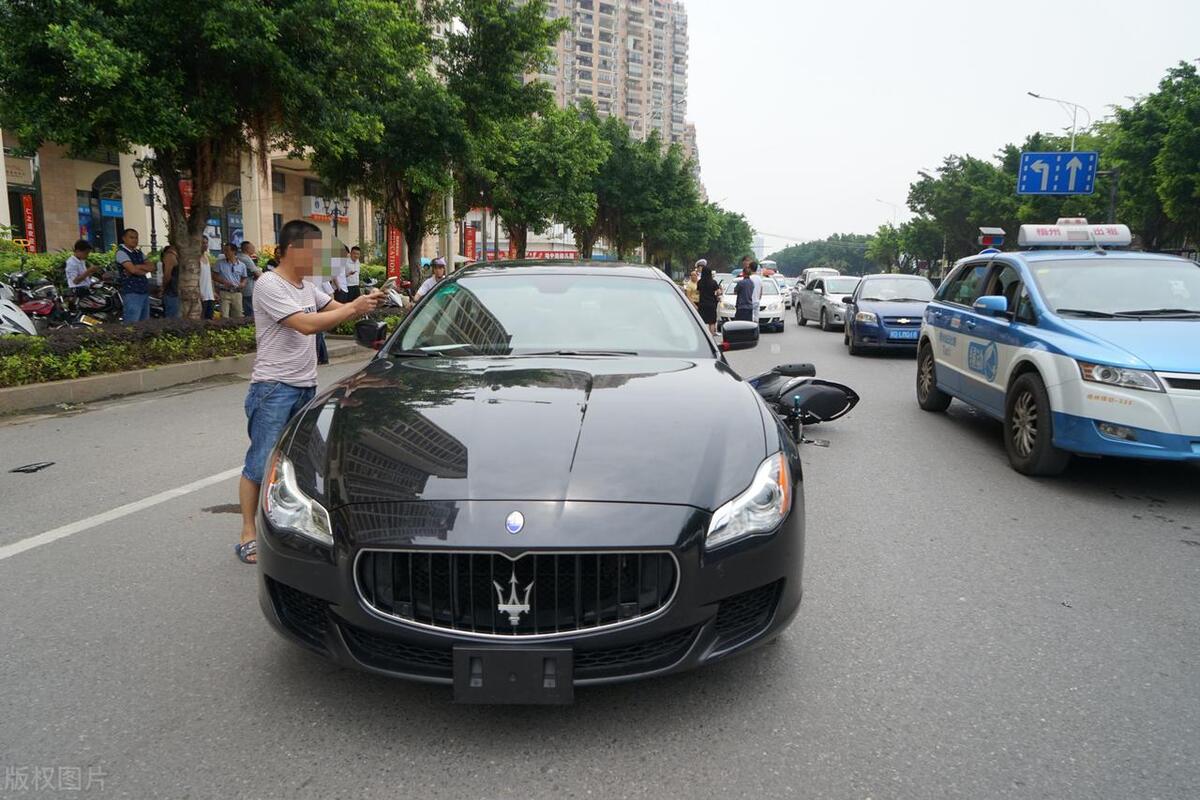 汽车买车险，其它险买不买都行！这3种险一定要买，全面还省钱