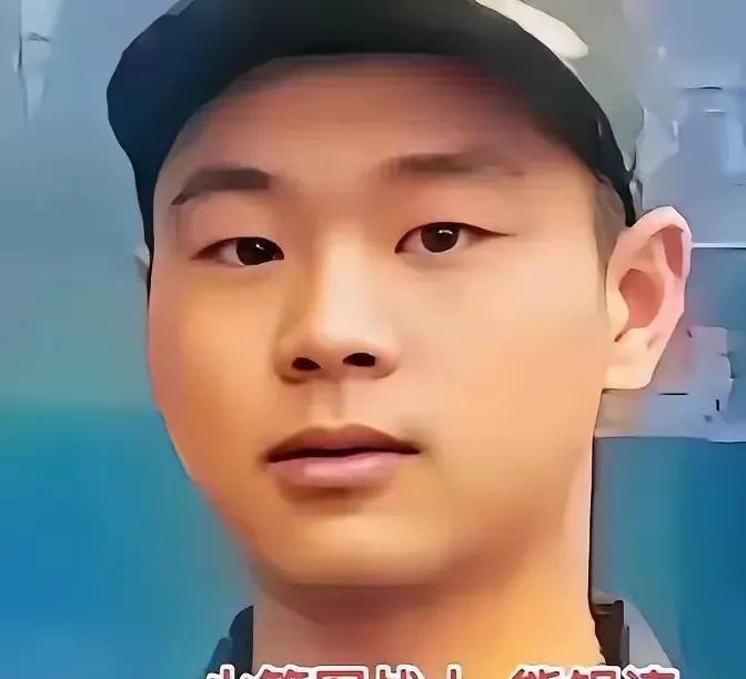 火箭军战士熊银涛牺牲，21岁青春永驻心间！
?火箭军战士熊银涛，21岁芳华，执行