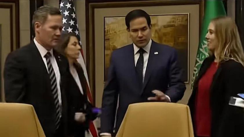 乌克兰“割地求生”找中国当靠山？网友：这哪是外交，是国际版临时抱佛脚啊！