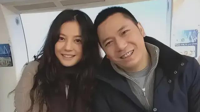 赵薇官宣离婚：一场资本与情感的落幕