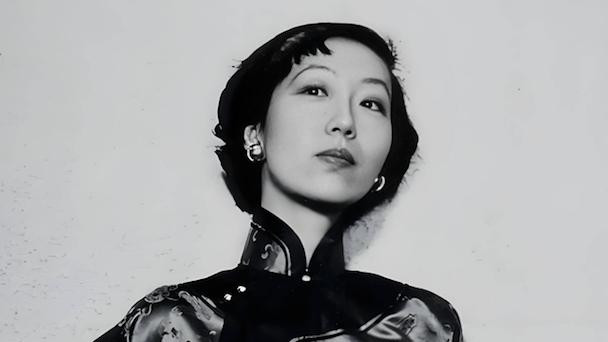 张爱玲美国之痛：高龄堕胎，整天呆在房间看电视，卫生纸扔满房间