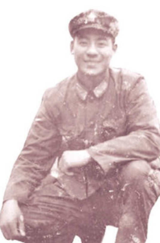 传奇英雄王仁先在老山战役中，引导部队消灭3千余越军，然而在他牺牲后，当营长向上级