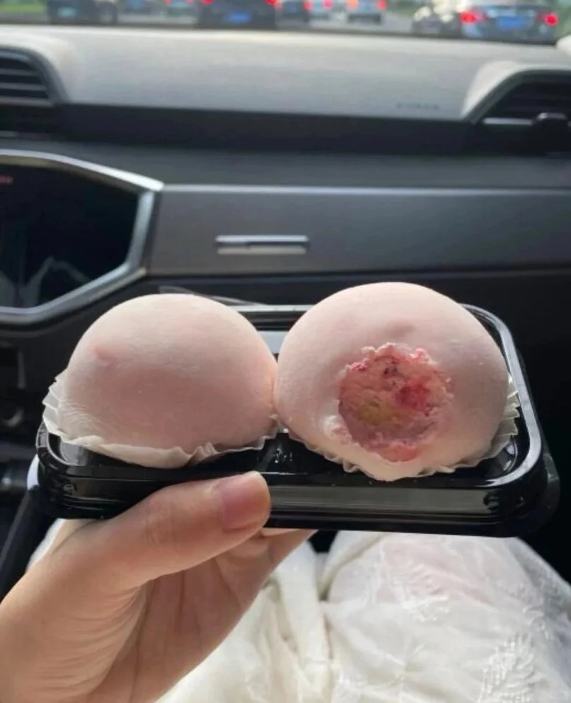 不懂就问，买1w+的鞋好 还是创业好 ？
毕业后家里给了我15w，说创业也好，旅