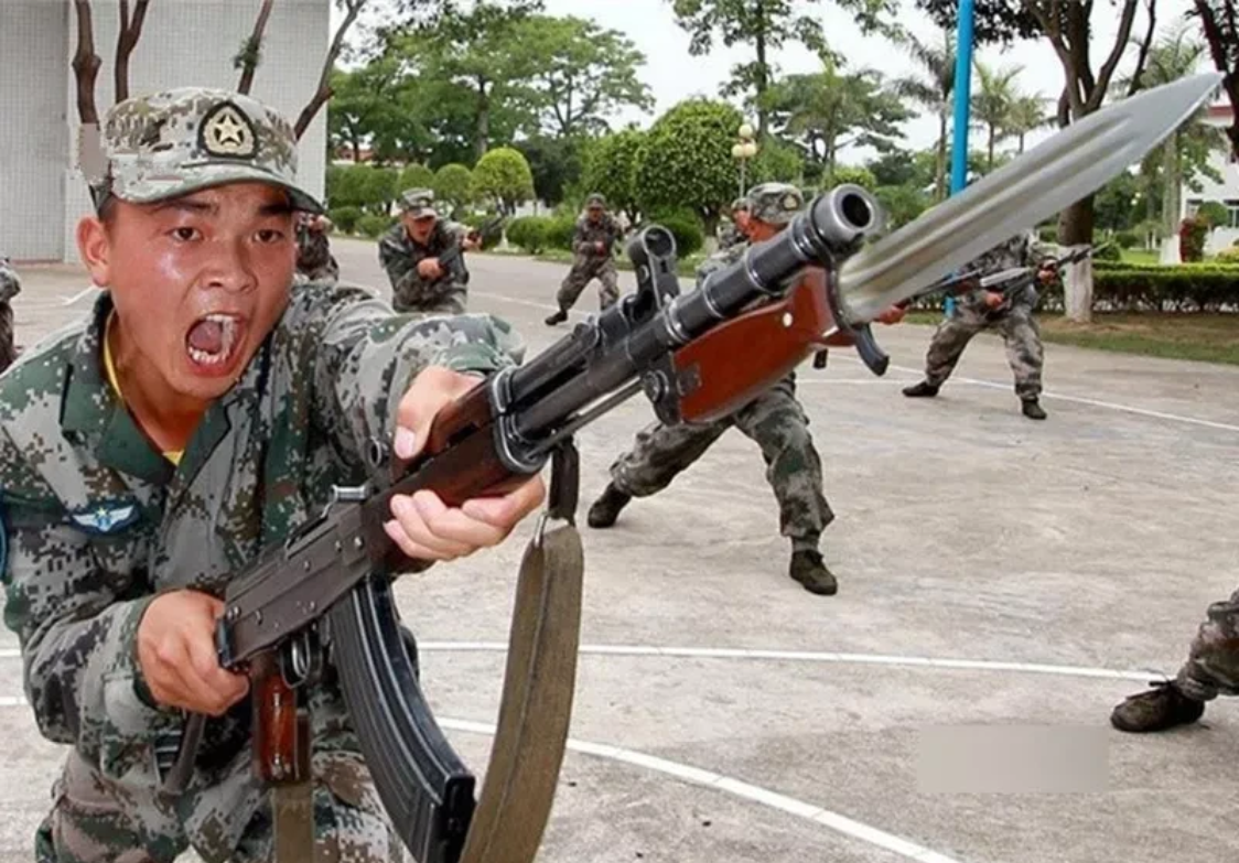 如果发生战争，你愿意上前线？

我是四川人，我的祖上参加过中国历史上的无数次战争