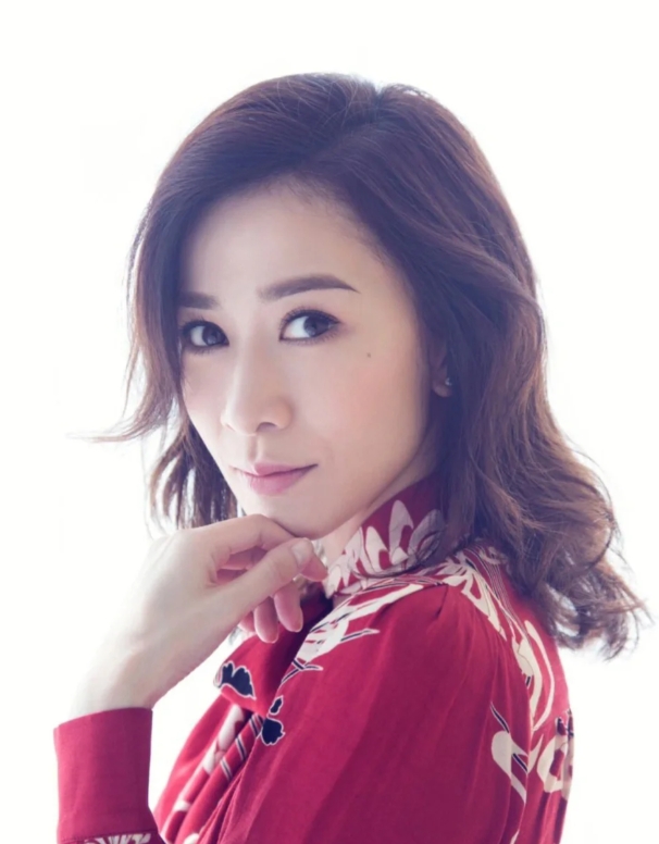  佘诗曼和欧阳震华的友情