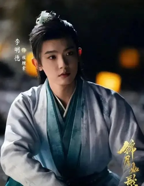 演员李明德，近期在《三人行》风波上打响了“个人战”，来看看他这“经典”的几句话，