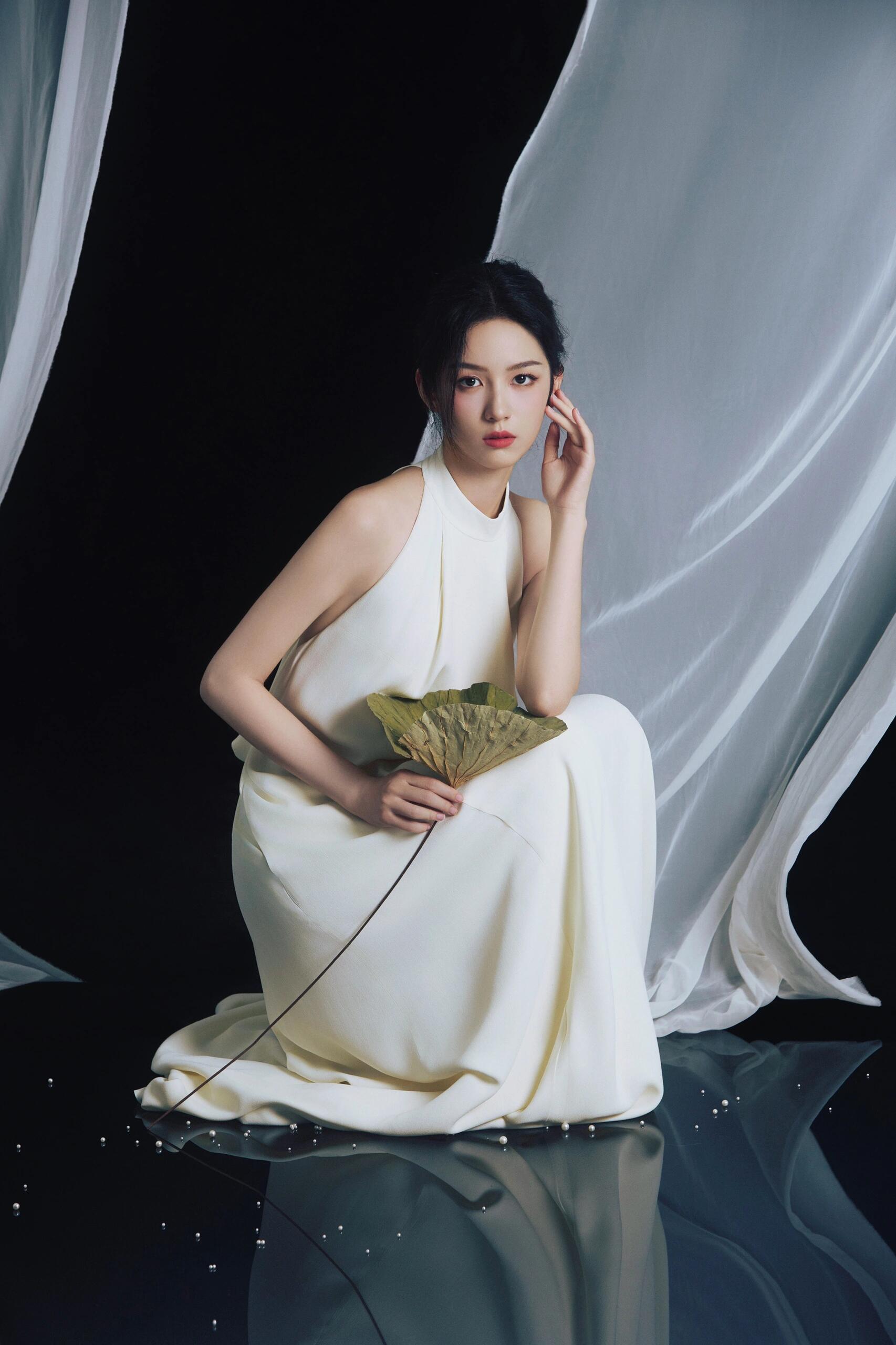 很温婉的周也