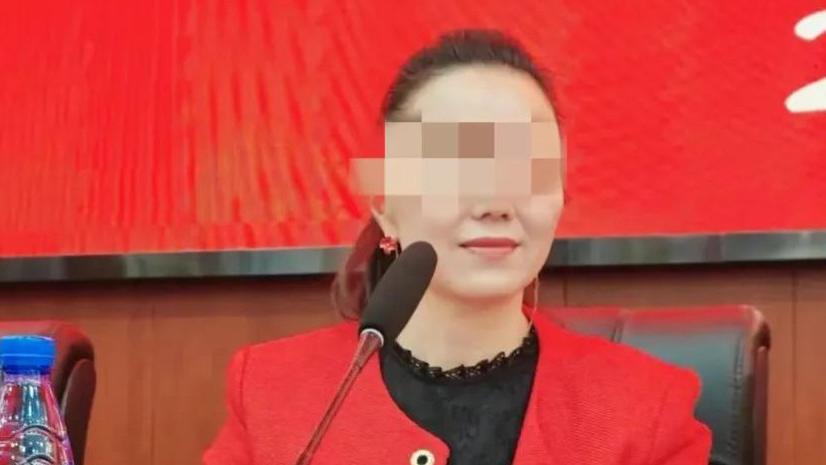 炸裂！男子举报女副校长出轨自己，曾是对方学生，两人为钱闹掰