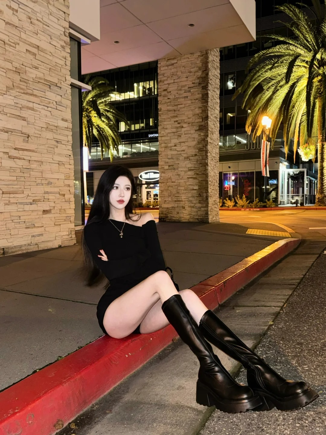 大一对我鱼塘管理的学长突然来私信评论🫢
真是活见鬼了最近
大一那年对我鱼塘管理