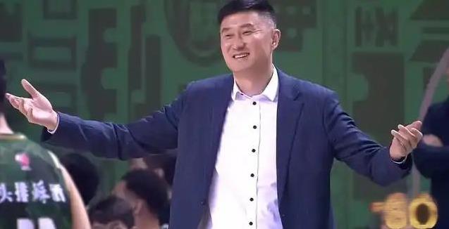 9连胜！广东队完胜，吉伦沃特39+13，徐杰23+13，林葳超级远投
CBA 常