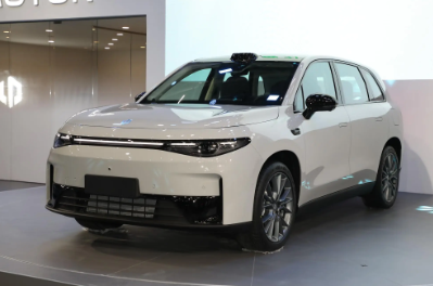 零跑汽车稳健前行：全域自研助力销量营收双飞跃