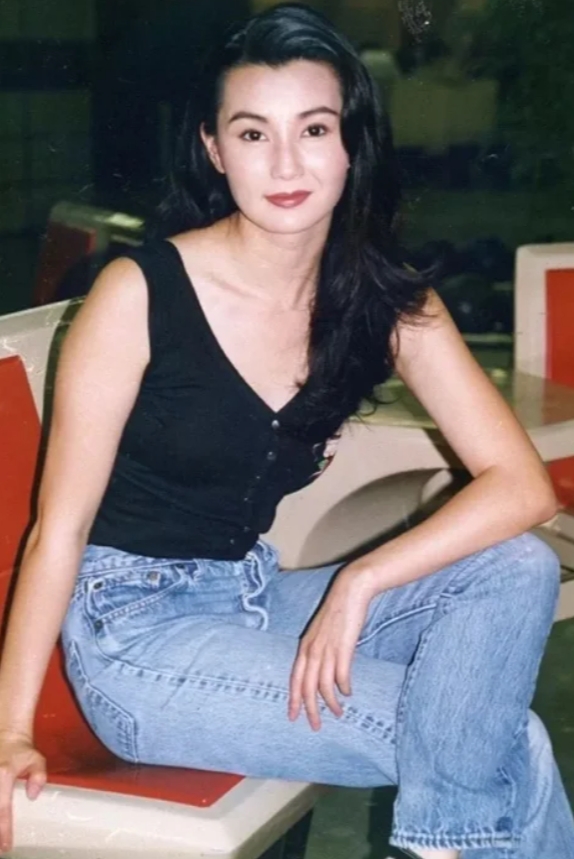 张曼玉，活出了自己想要的模样