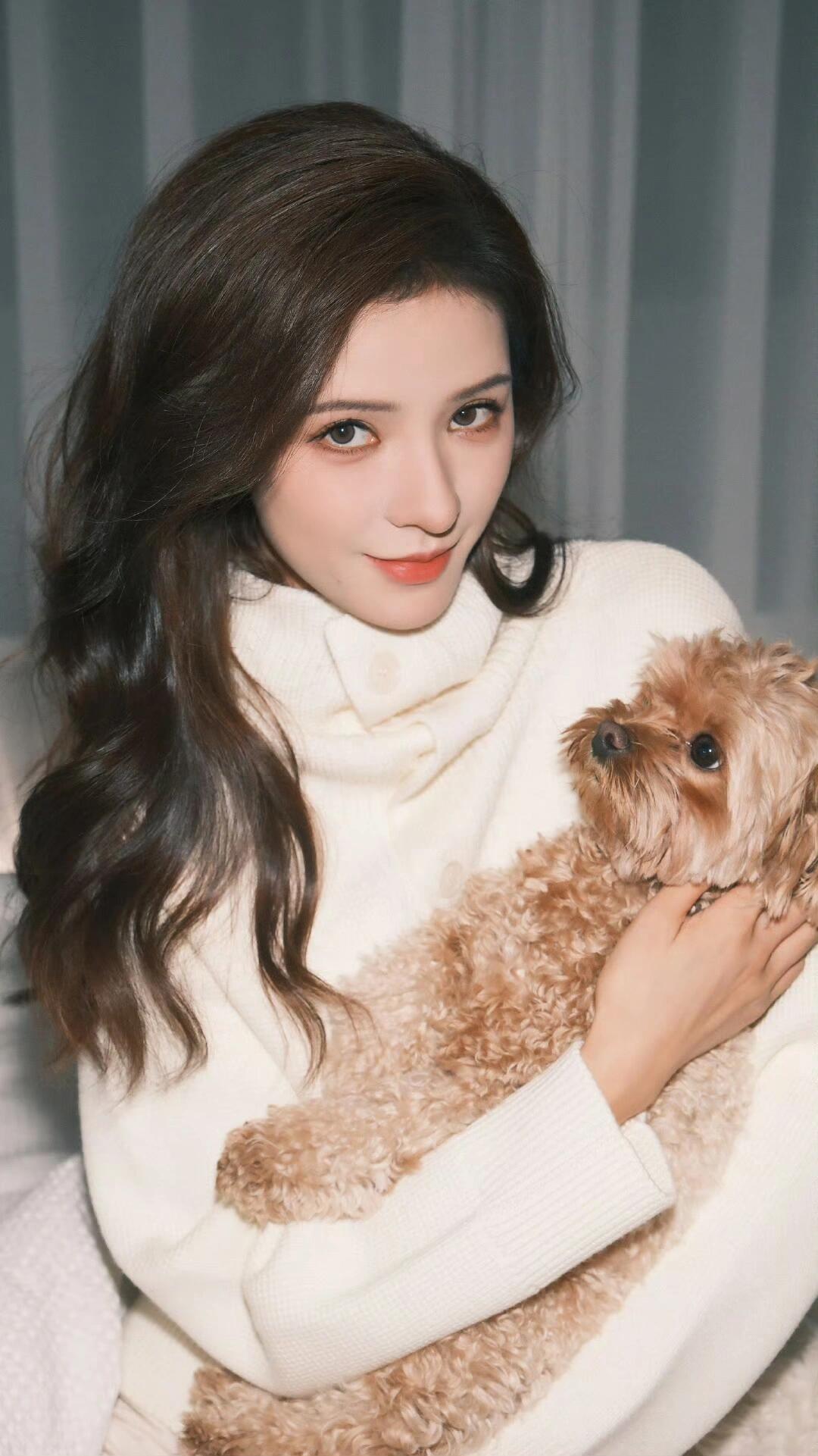 氛围感美女～拿捏住了