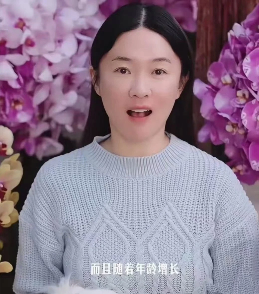 霍思燕不用刻意显摆，一看就知道过得挺滋润