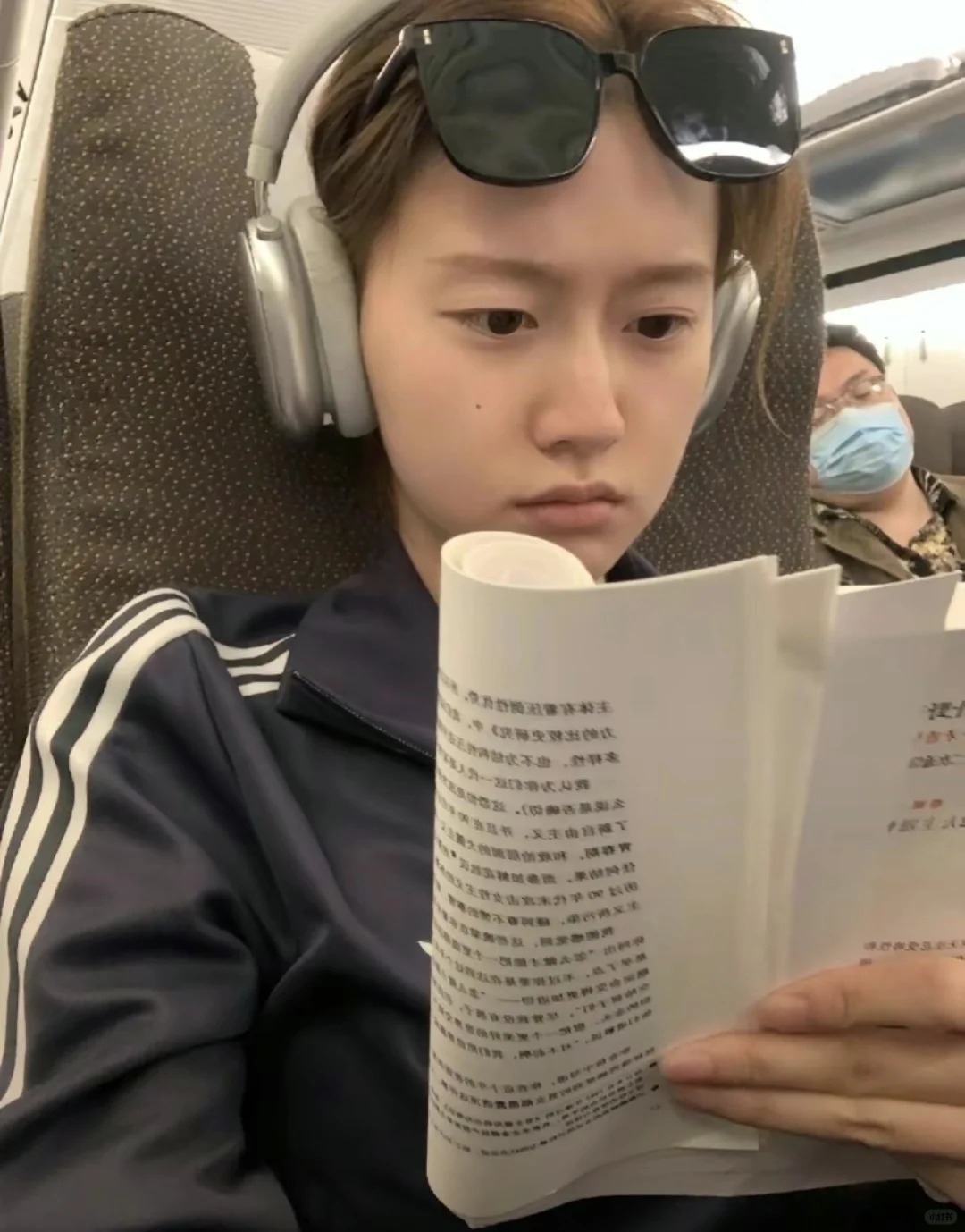 买苹果15Promax还是等16😭
本人一直用的华为nova系列，除了内存不够