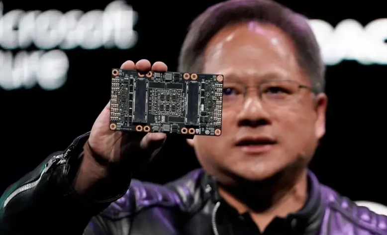 日本媒体说的英伟达和中国的“对决”，背后有很多值得注意的事。英伟达是芯片领域的老