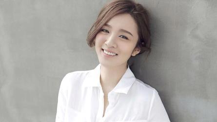 王晓晨是一位才华横溢、魅力四溢的女演员