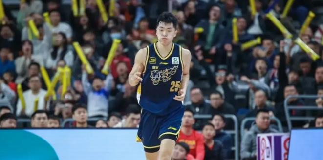 广东宏远的第9排名也要被取代了？
CBA常规赛已经进行26轮，奇怪的是广东宏远打