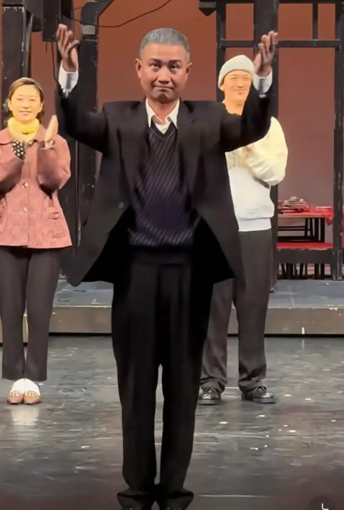纵使觉得马伊琍万般不好，
可以不娶！可以离婚！但文章不应该在马伊琍怀孕刚生孩子期