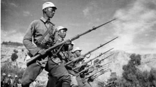 抗日战争时期，为什么日军拼刺刀很厉害？我军当时怎么破解的？