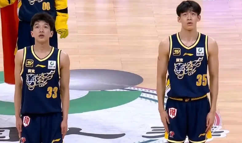 赢得真惊险！广东110:103天津，两队5项数据对比如下:
1，篮板:广东51个