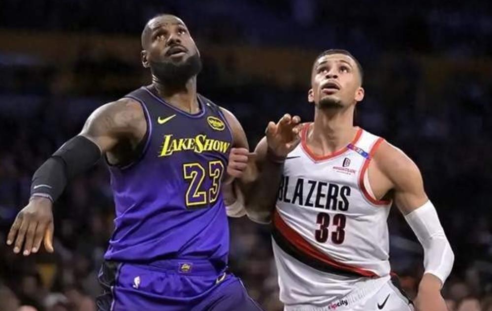 詹姆斯38+8+7记3分刷爆纪录，创2大NBA历史第1神迹！小将创纪录

NBA