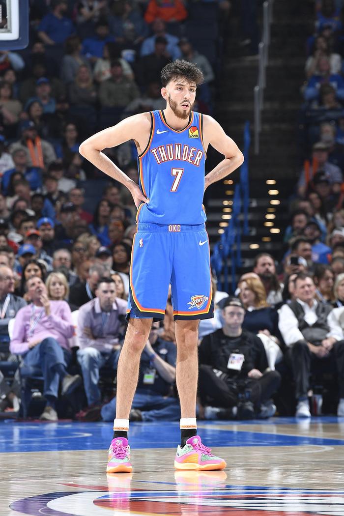 霍姆格伦空中落地摔到髋部