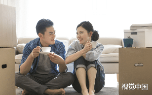 27岁的我穿越到38岁，却看见自己背叛了相伴自己七年的女友，竟然还出轨了……