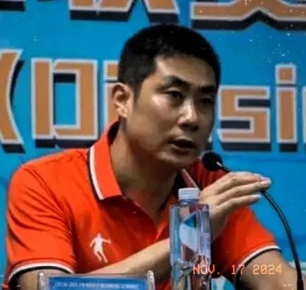 津辽女排大战三点变化，陈方胜过王保泉指导

一、刘立雯替换孟子璇打满全场

二、