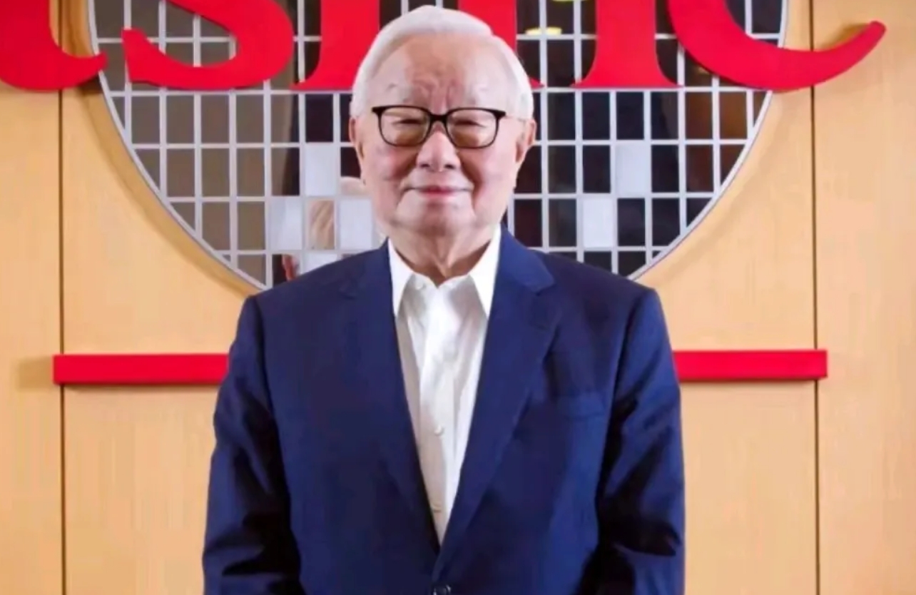 台积电创始人张忠谋：若我们切断中国芯片供应，他们将束手无策！
靠大陆赏饭的家伙，