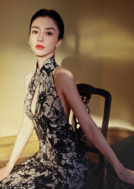 杨颖气质绝佳