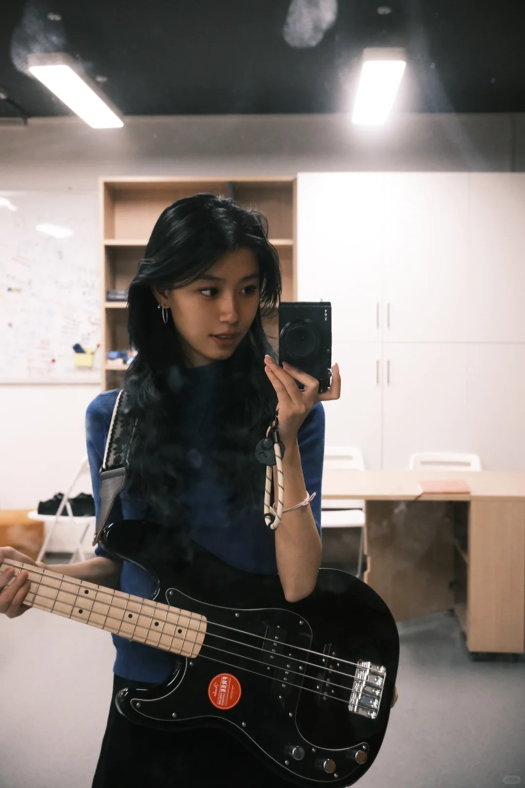 跟我的贝斯合影📷🤳🏼