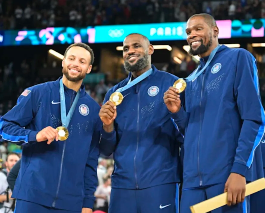 库里为两年后提前续签一年6.25亿的合同，也让自己职业生涯的工资总收入超过5亿美