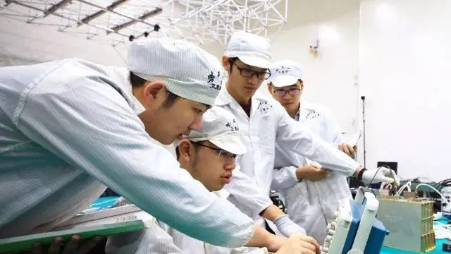 上万人才流失硅谷！美国芯片专家大多来源中国，网友：人才流失比芯片断供更可怕