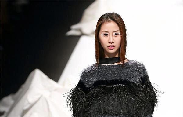 陈露：从模特到独立女性的华丽转身