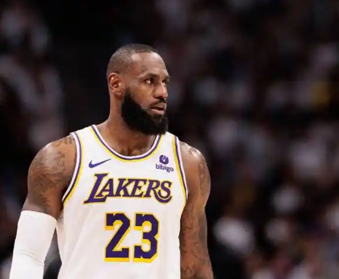为何詹姆斯40岁了还不退役？詹姆斯是如今NBA的门面
