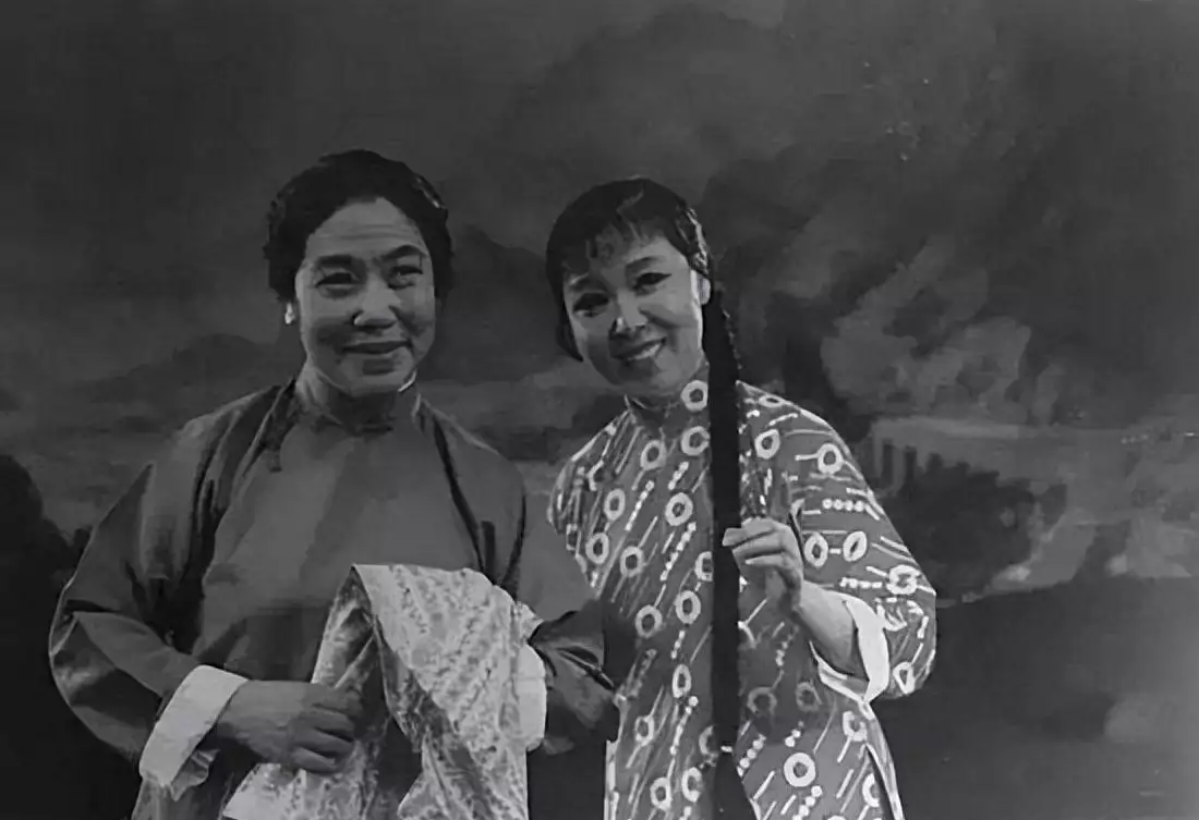 豫剧大师常香玉: 曾为国捐15亿战机, 早年又为何吞金戒指自尽?