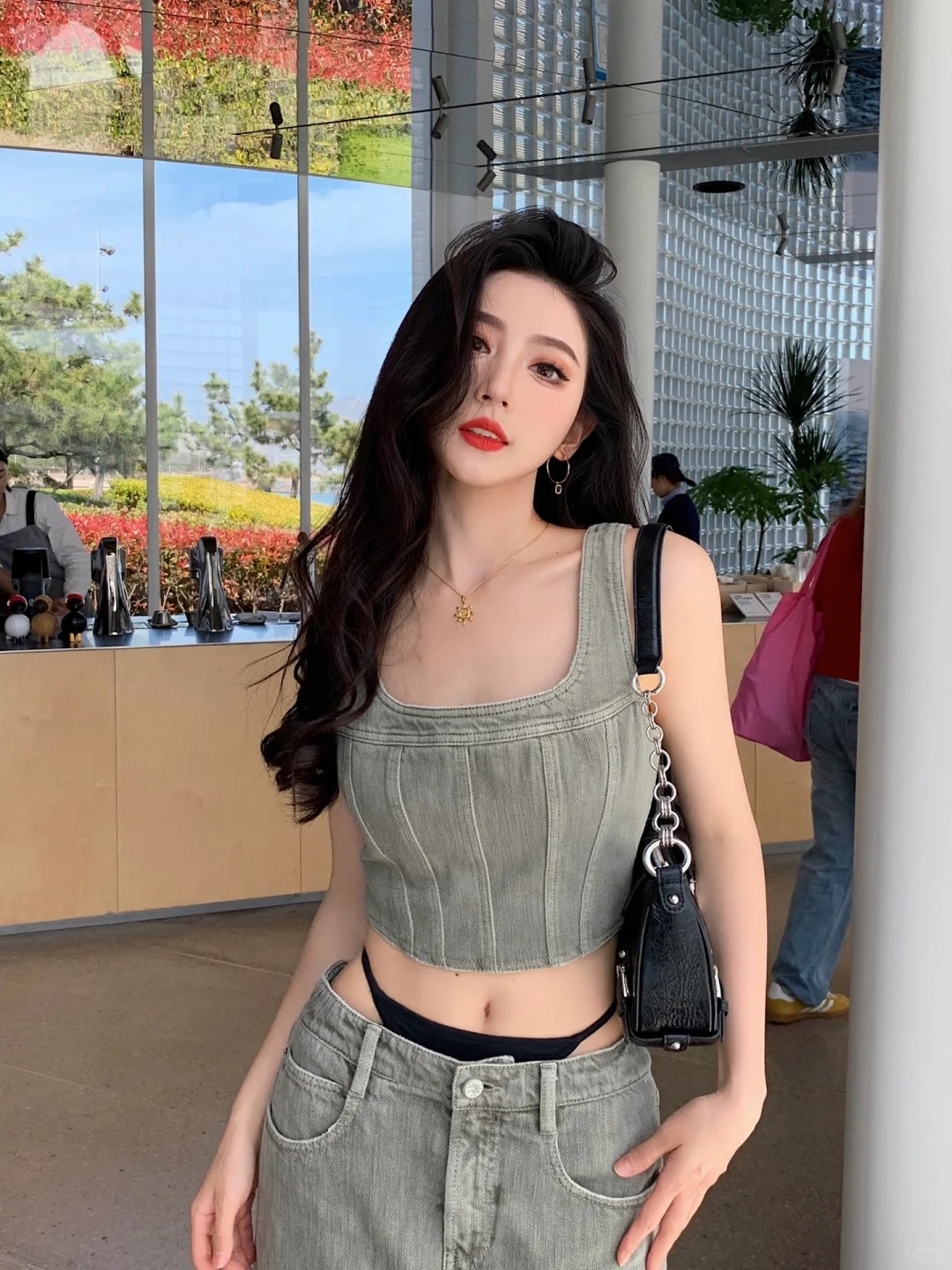 今天回头率好高👀
是酷酷又sexy的一天！