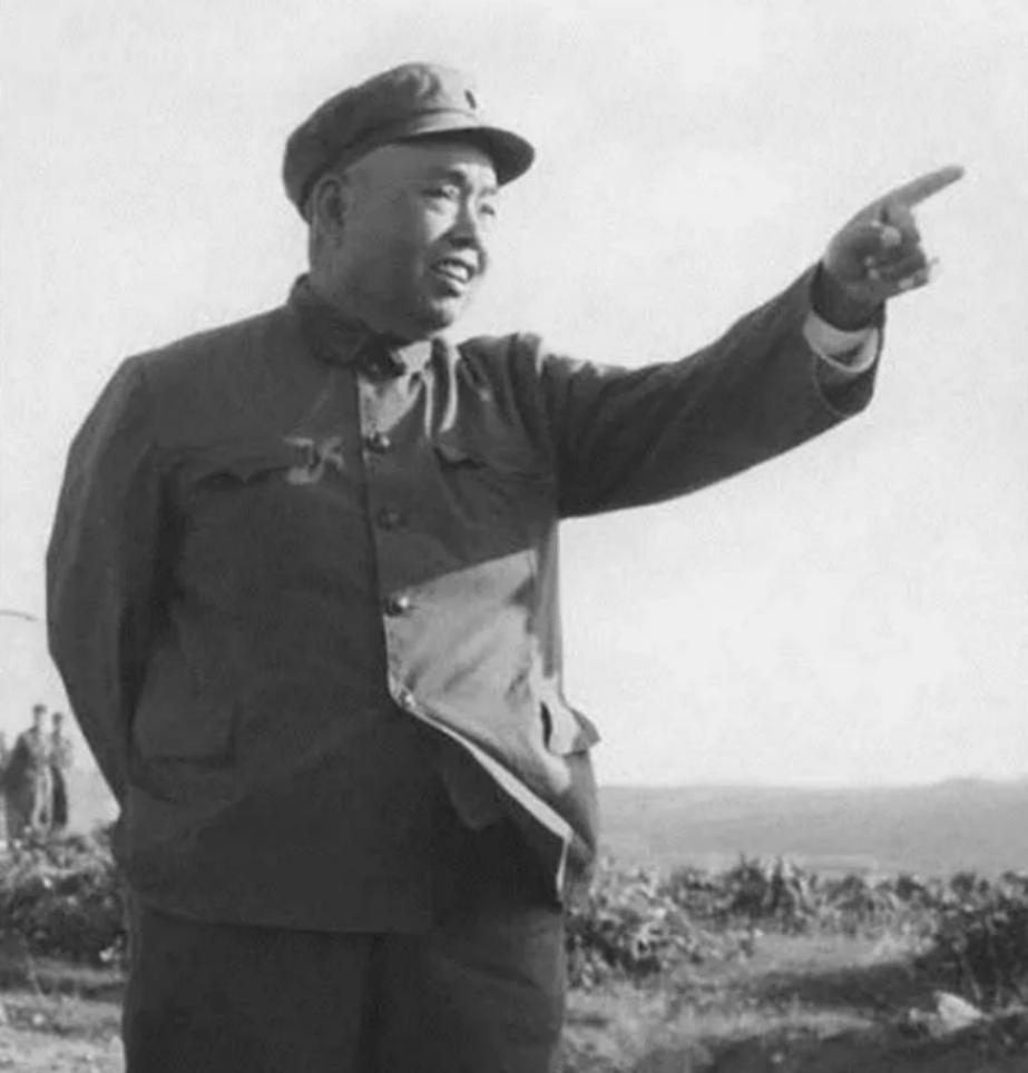 1969年，粟裕给老部下许世友打了个电话，说“老母亲在南京生活困难，请关照一下”