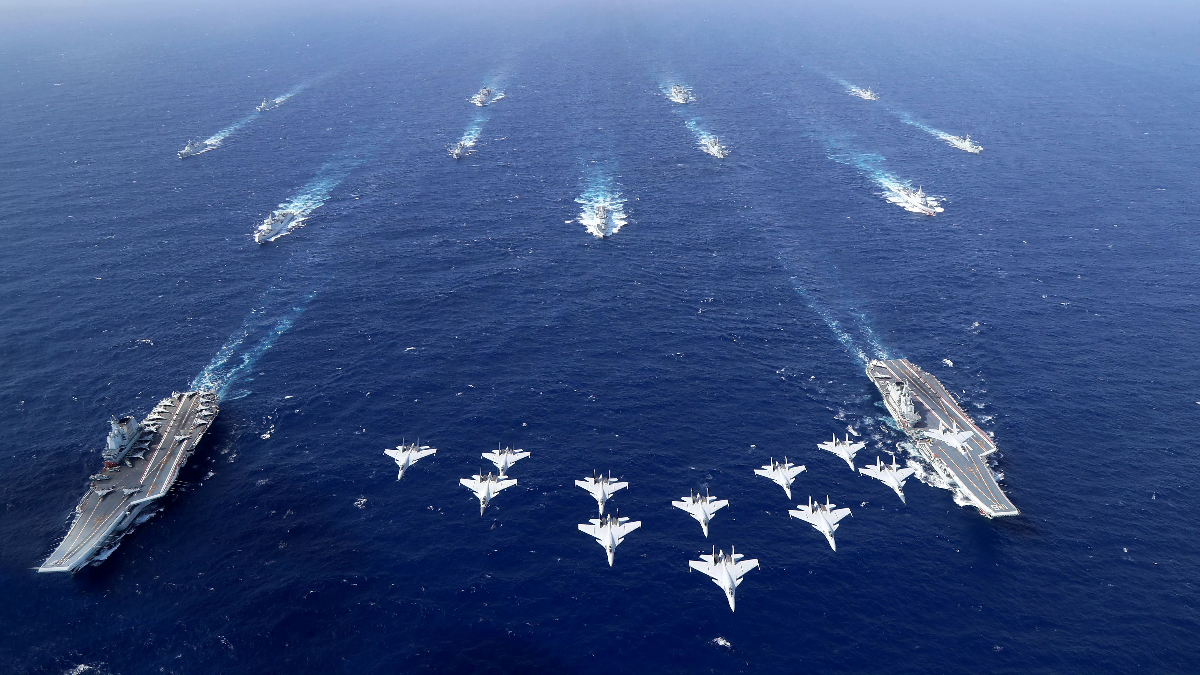 美国海军和我国海军航空母舰大编队